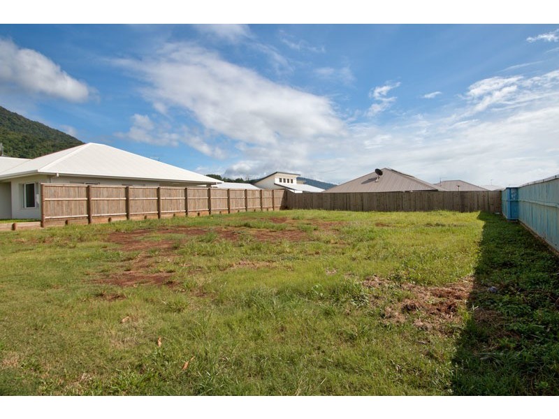 46 Springbrook Avenue, Redlynch QLD 4870