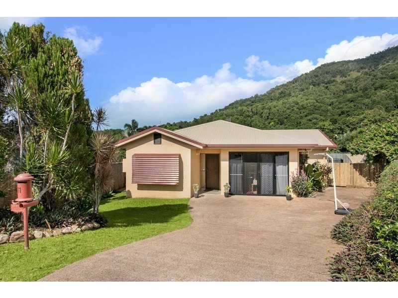 11 Acmena Close, Redlynch QLD 4870
