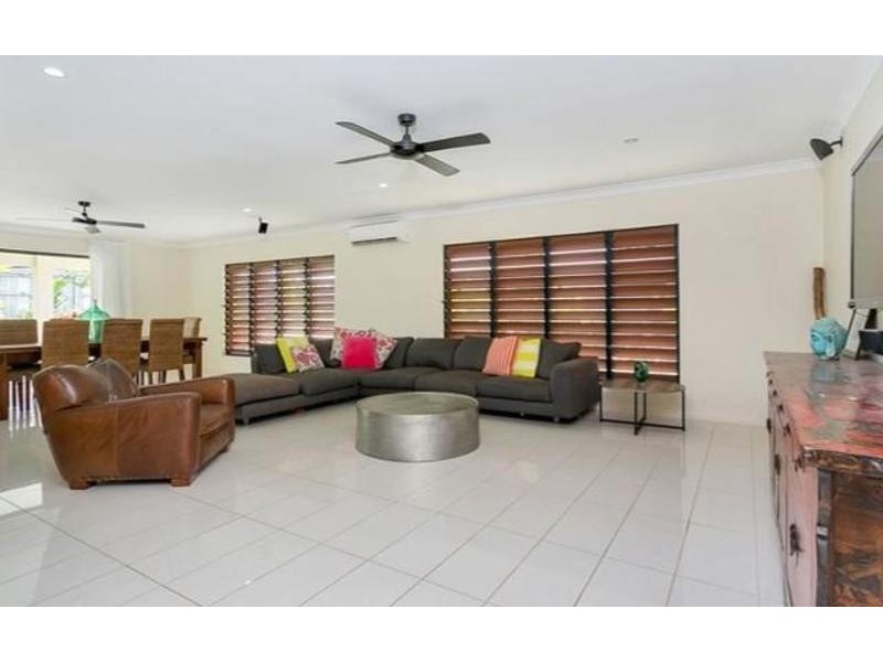 Trinity Beach QLD 4879