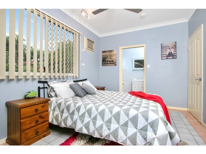 4 Michaelangelo Drive, Redlynch QLD 4870