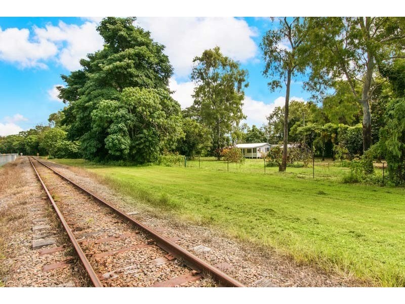 1 Magazine Street, Stratford QLD 4870