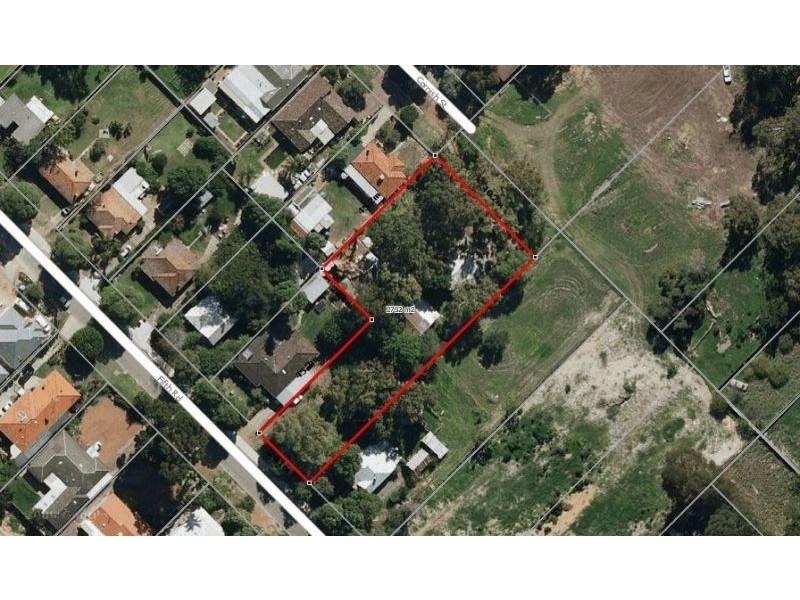 27 Fifth Road, Armadale WA 6112