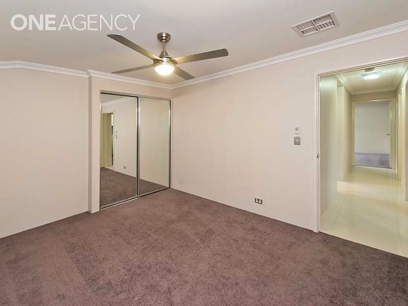 10 Miamit Lane, Byford WA 6122