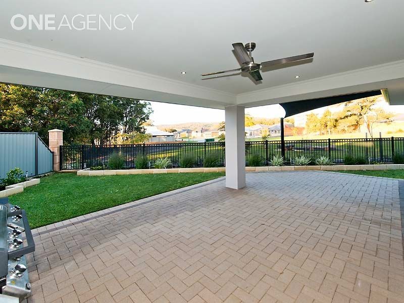 10 Miamit Lane, Byford WA 6122