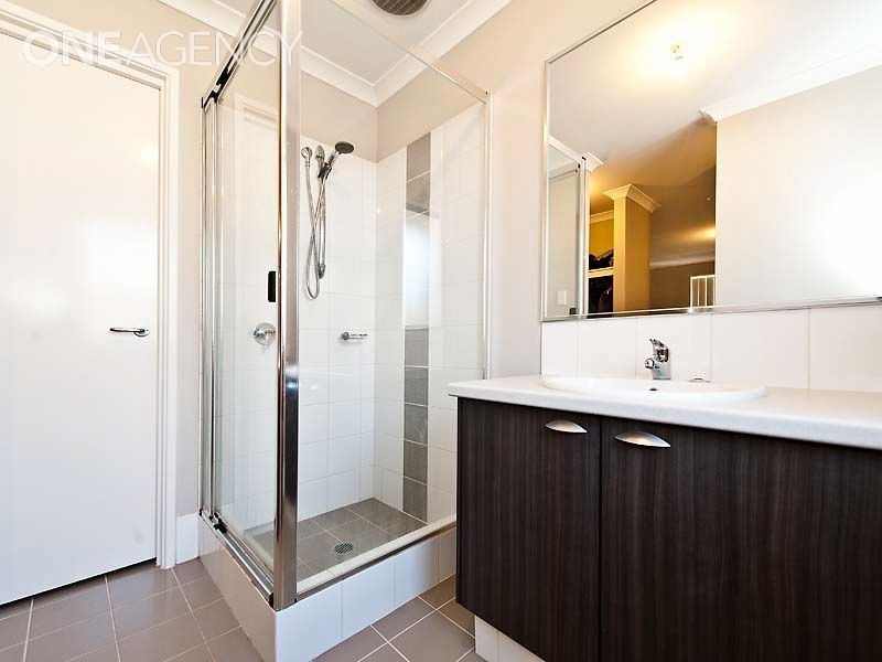 18 Bundoran Approach, Hilbert WA 6112
