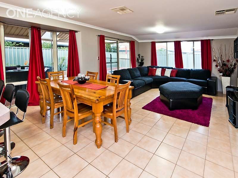 18 Strutt Parkway, Southern River WA 6110