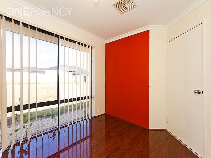 5 Kemshall Way, Maddington WA 6109