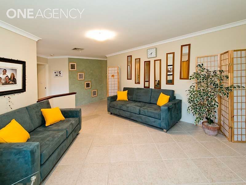 28 Hedgeley Way, Canning Vale WA 6155