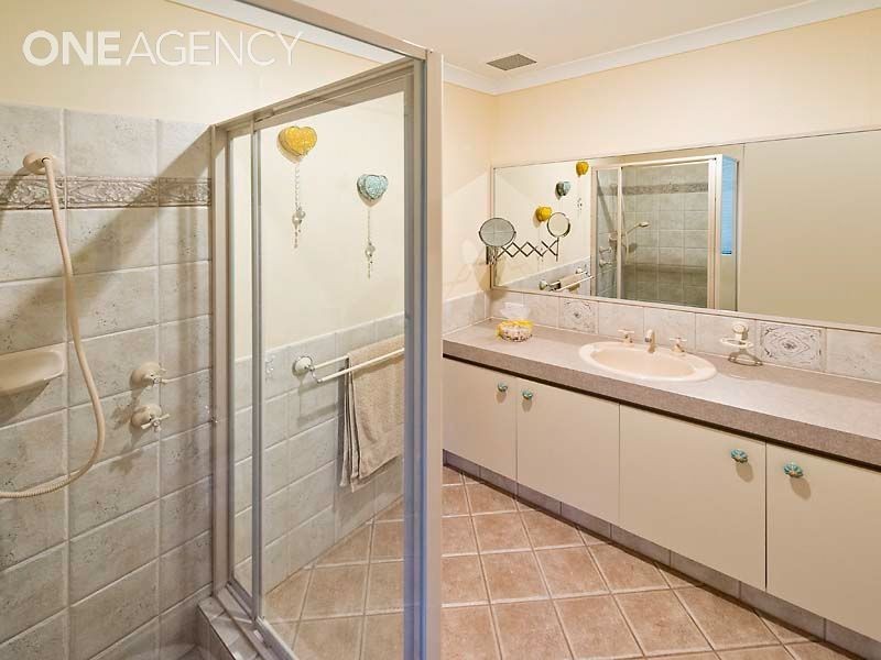 28 Hedgeley Way, Canning Vale WA 6155