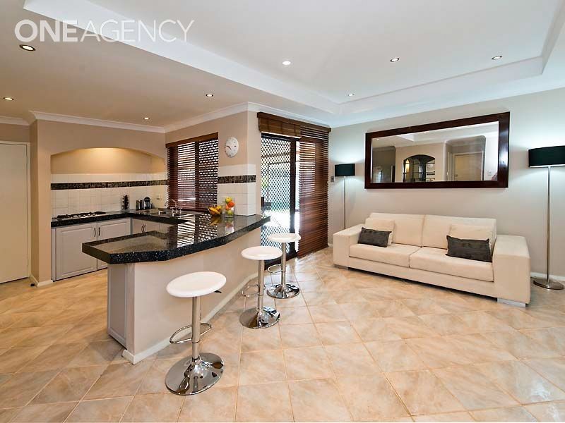 16 McLeish Place, Thornlie WA 6108