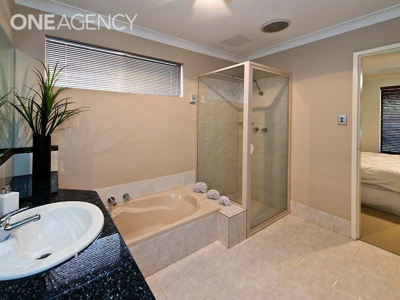 16 McLeish Place, Thornlie WA 6108