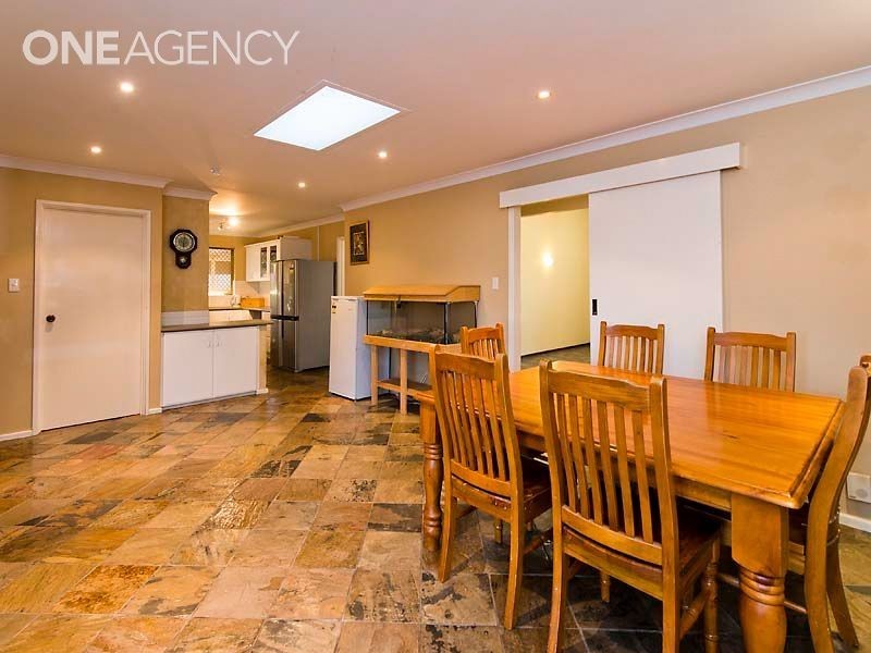 16 Glenhurst Court, Camillo WA 6111