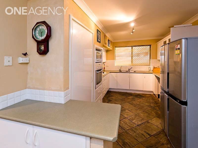 16 Glenhurst Court, Camillo WA 6111