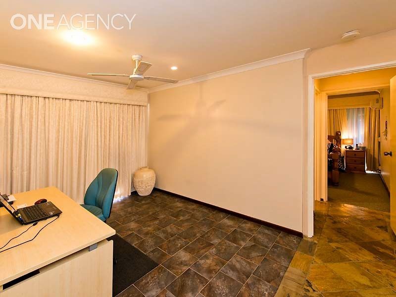 16 Glenhurst Court, Camillo WA 6111