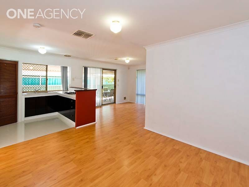 40 Farmer Avenue, Brookdale WA 6112