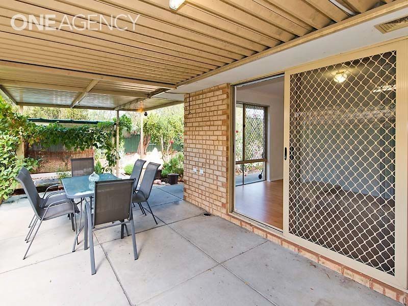 40 Farmer Avenue, Brookdale WA 6112