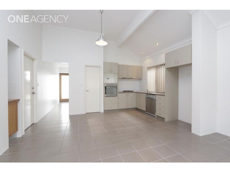 2 Daffodil Road, Canning Vale WA 6155