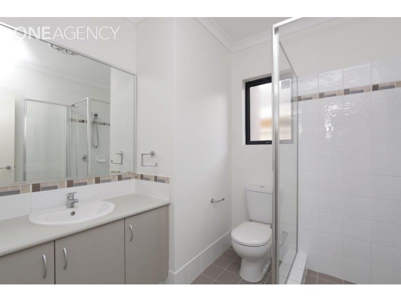 2 Daffodil Road, Canning Vale WA 6155