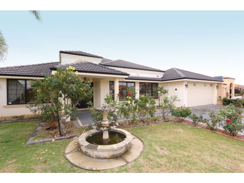 8 Saltram Turn, Canning Vale WA 6155