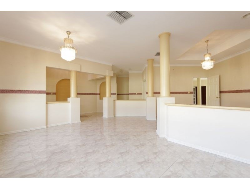 8 Saltram Turn, Canning Vale WA 6155