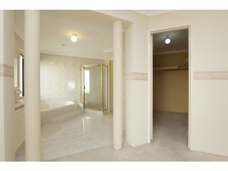 8 Saltram Turn, Canning Vale WA 6155