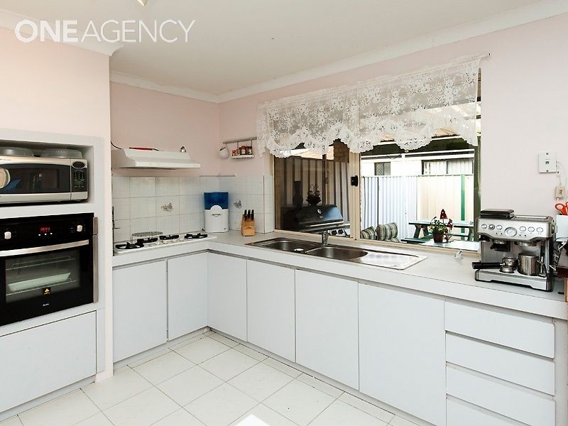 38 Leatherwood Way, Huntingdale WA 6110