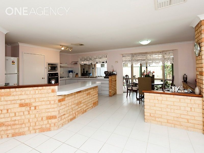 38 Leatherwood Way, Huntingdale WA 6110