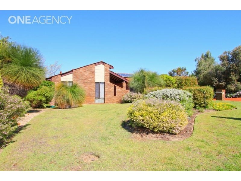 6 Rae Place, Leeming WA 6149