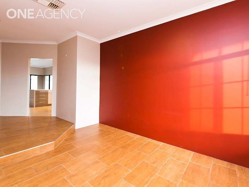 31 Lucas Loop, Canning Vale WA 6155