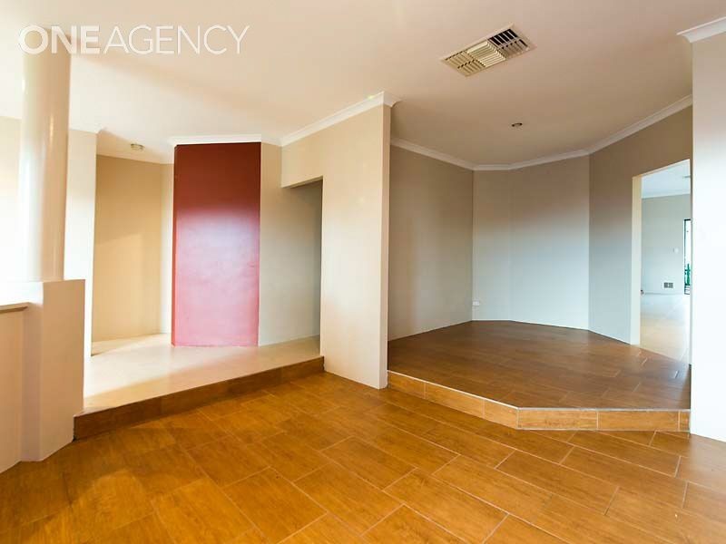 31 Lucas Loop, Canning Vale WA 6155