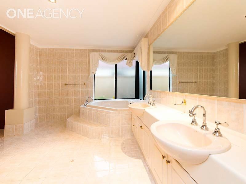 31 Lucas Loop, Canning Vale WA 6155