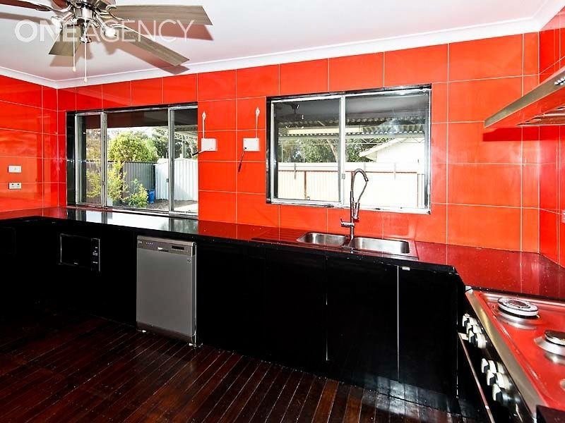 2 Tijuana Road, Armadale WA 6112