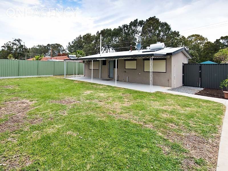 2 Tijuana Road, Armadale WA 6112