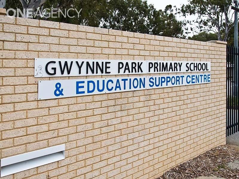 2 Tijuana Road, Armadale WA 6112
