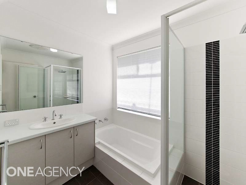 2  Kate Link, Piara Waters WA 6112