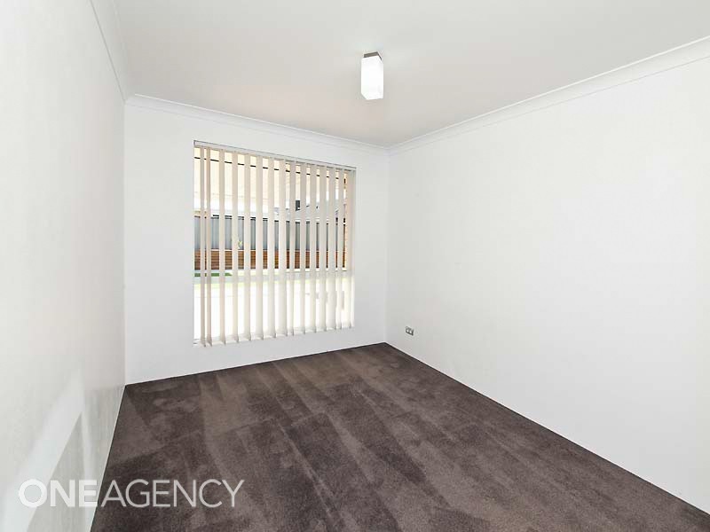 2  Kate Link, Piara Waters WA 6112