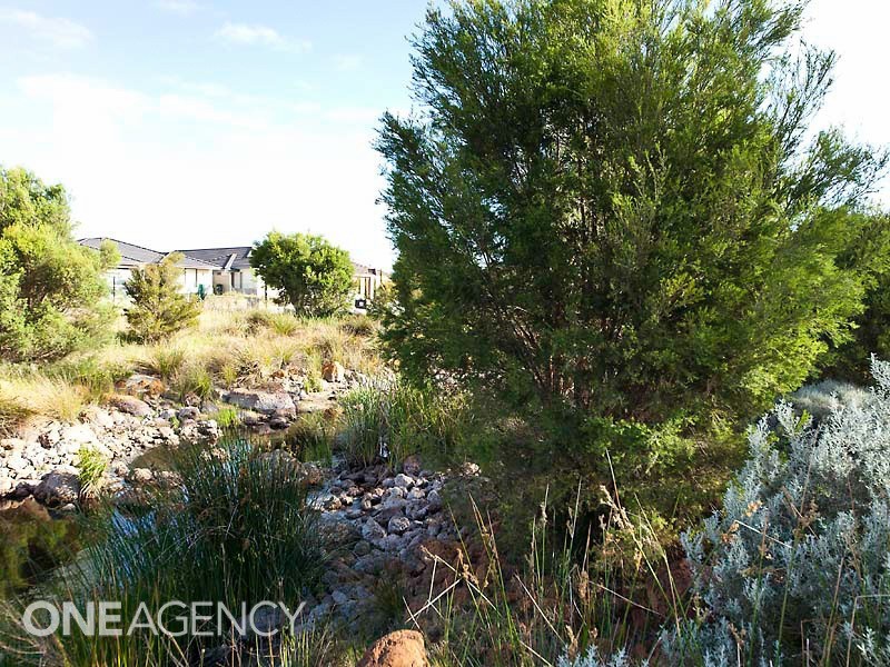 2  Kate Link, Piara Waters WA 6112