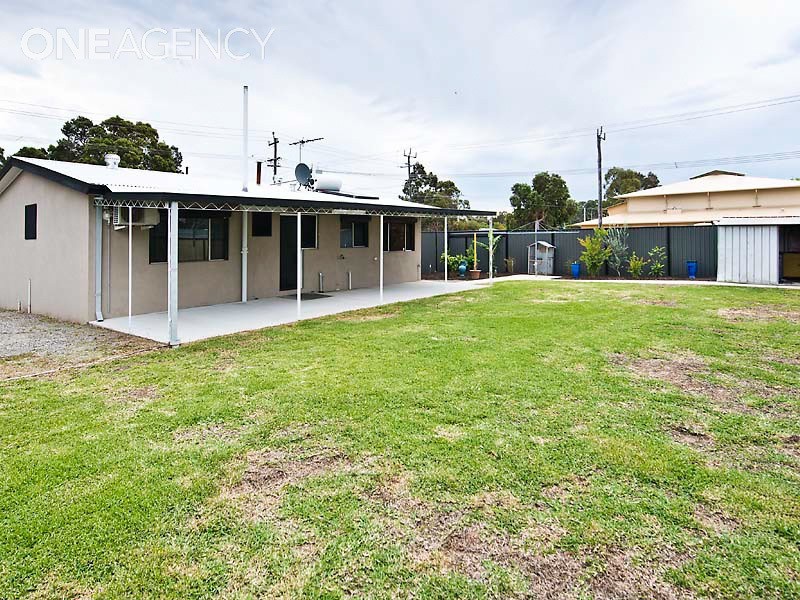 2 Tijuana Road, Armadale WA 6112