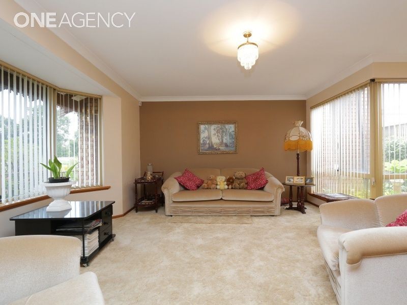 8 Rivermoor Loop, Riverton WA 6148