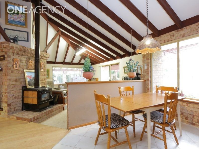 8 Rivermoor Loop, Riverton WA 6148