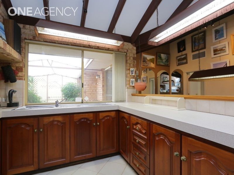 8 Rivermoor Loop, Riverton WA 6148