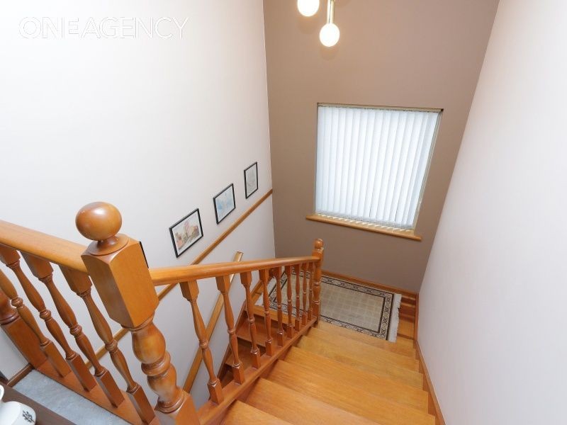 8 Rivermoor Loop, Riverton WA 6148