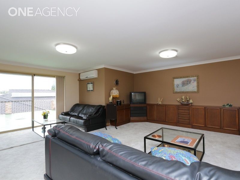 8 Rivermoor Loop, Riverton WA 6148