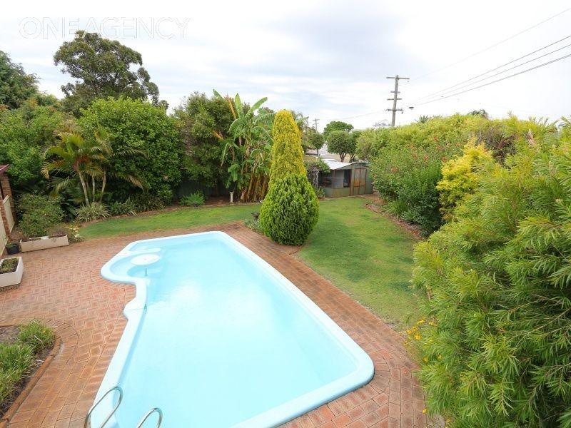 8 Rivermoor Loop, Riverton WA 6148