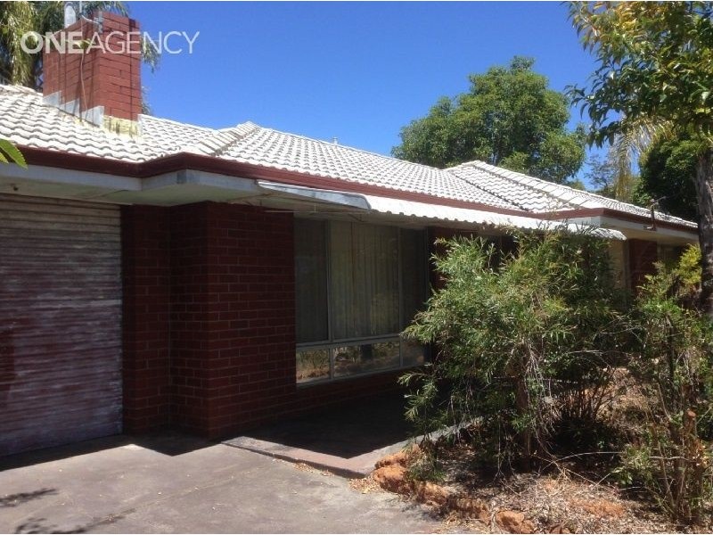 79 Connell Avenue, Kelmscott WA 6111