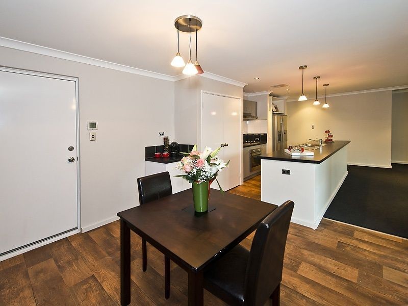 16 Clover Approach, Seville Grove WA 6112