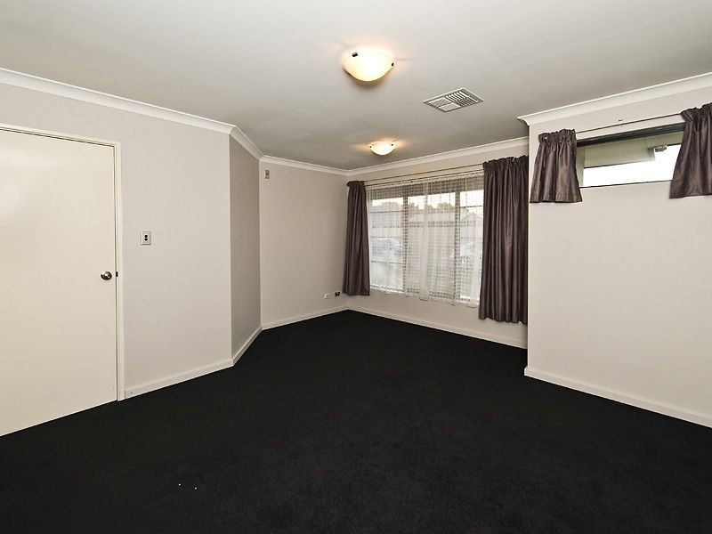 16 Clover Approach, Seville Grove WA 6112