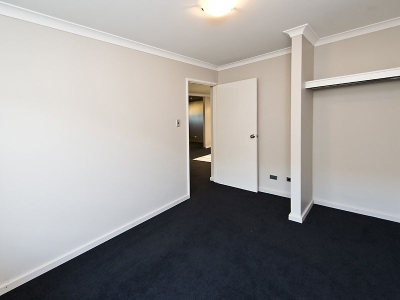 16 Clover Approach, Seville Grove WA 6112