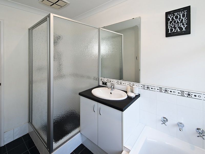 16 Clover Approach, Seville Grove WA 6112