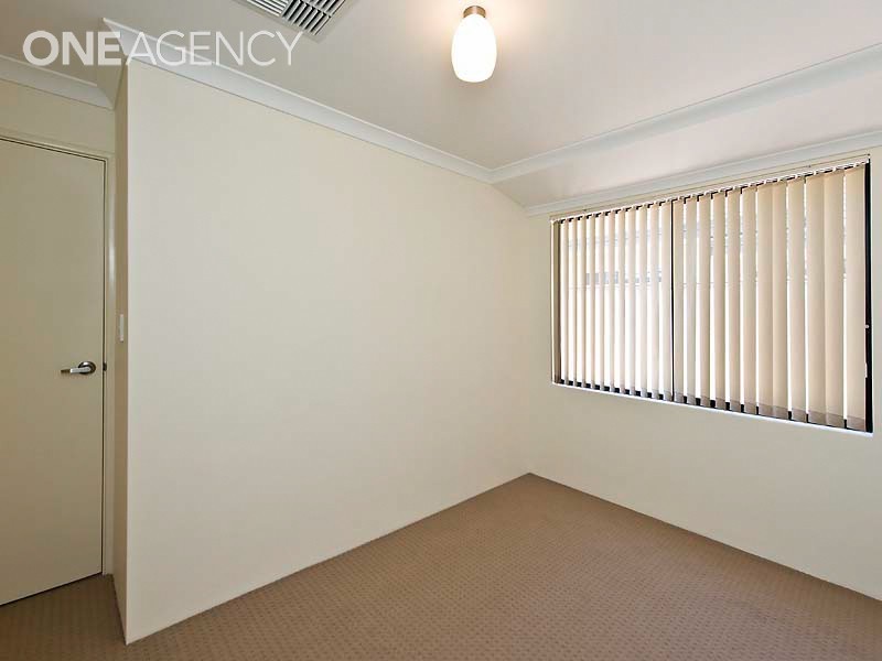 10 Torino Court, Piara Waters WA 6112